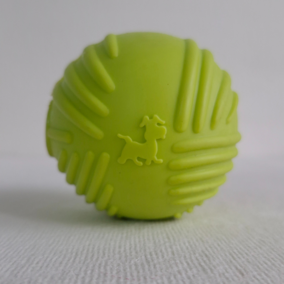 CNC Textured Rubber Fetch Ball with Squeaker – Engaging Chew Toy for Dogs